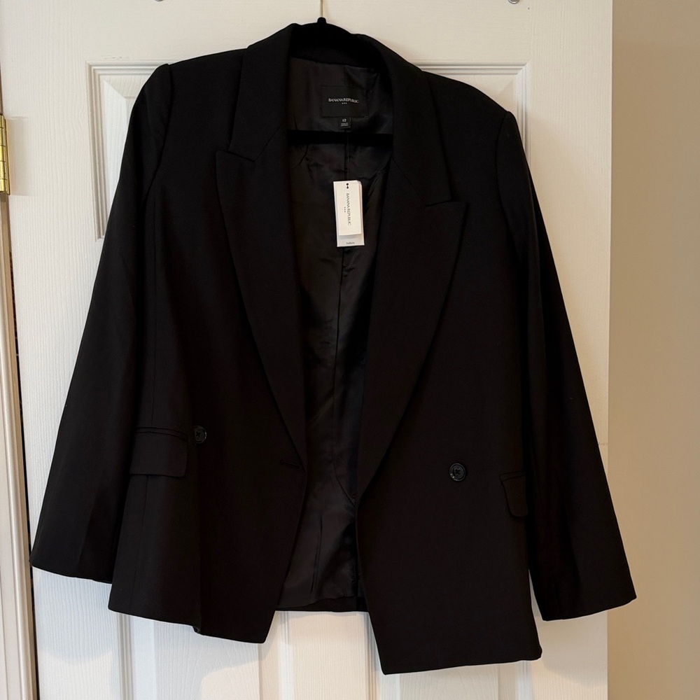 NWT Banana Republic Elegant Black Suit Jacket